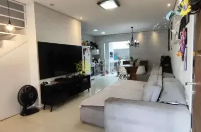 Casa à venda na Rua Margarida Trapp, Vila Nova, Joinville