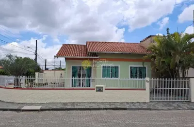 Casa com 3 quartos à venda na Rua Canoas, Jardim Iririú, Joinville