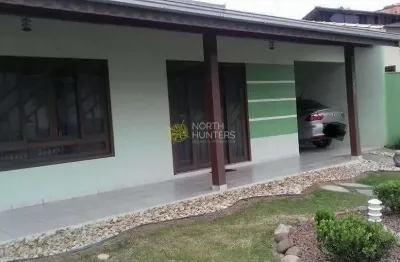 Casa à venda averbada no bairro joão costa, joinville, sc