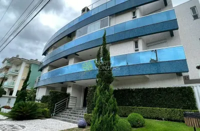 Linda cobertura totalmente reformada com 3 suites, em jurere internacional