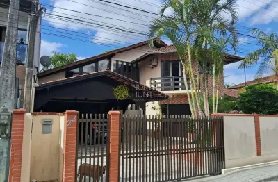 Casa à venda averbada no bairro  santo antônio, joinville, sc