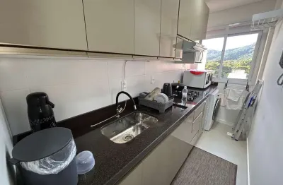 Apartamento próximo ao mar, 03 quartos, mobiliado à venda no residencial solar das caravelas na praia grande em governador celso ramos - santa catarina