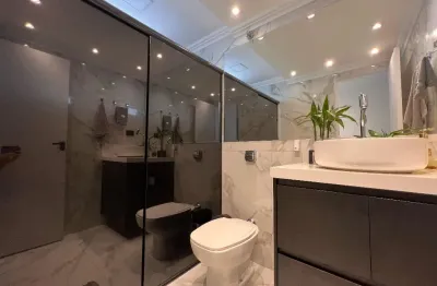 Sobrado no boqueirão  frente rua muito espaço e conforto para vc e sua família