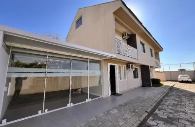 Casa em condomínio fechado com 3 quartos à venda na Rua Simão Brante, 543, Uberaba, Curitiba