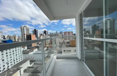 Stúdio andar alto no centro de curitiba com vista livre e privilegiada
