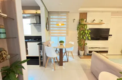 Apartamento  mobiliadíssimo de 2 quartos no Fanny com elevador