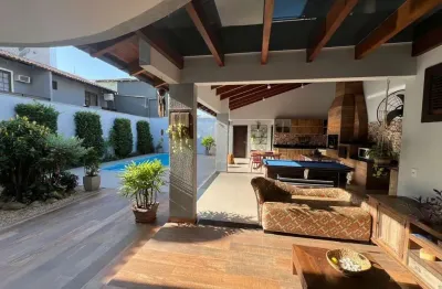 Casa com 4 quartos à venda no centro, balneário piçarras  por r$ 3.590.000