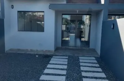 Casa com 2 quartos para alugar no gravata, navegantes  por r$ 2.900