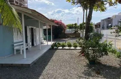 Casa com 5 quartos à venda no gravata, navegantes  por r$ 1.400.000