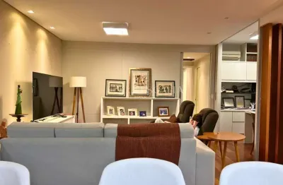 Apartamento mobiliado à venda no bairro Anita Garibaldi | Rio Danúbio