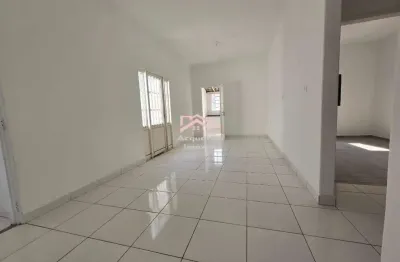 Casa com 3 quartos para alugar na Vila Aurora, Indaiatuba , 90 m2 por R$ 2.500