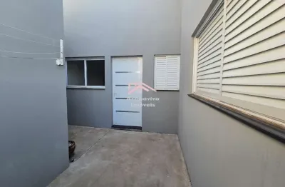 Casa com 2 quartos para alugar na vila areal, indaiatuba  por r$ 2.000