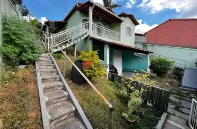 Casa com 3 quartos para alugar no Céu Azul, Belo Horizonte  por R$ 3.100