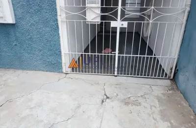 Casa térrea no tucuruvi ? rua fechada, documentação em ordem e pronta para morar!