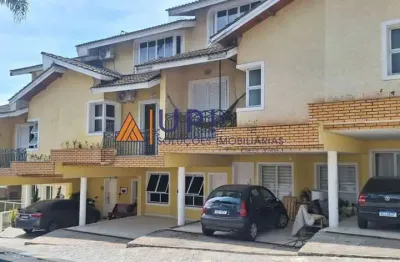 Sobrado em condomínio ao lado do horto - 199 m² - 3 suítes, 2 vagas