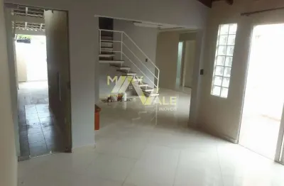 Sobrado com 3 dormitórios à venda, 118 m² por r$ 901.000 - villa branca - jacareí/sp