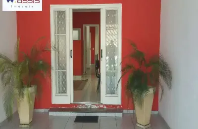 Casa comercial a venda, localizada na vila arens em jundiaí, sp - contendo 1 recepção com banheiro, 3 salas, 2 banheiros, 1 cozinha e lavanderia