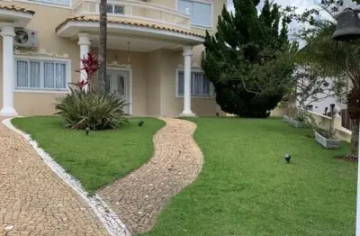 Lindíssimo sobrado de alto padrão localizado no condomínio residencial dos lagos - itupeva, em um terreno de  1568 m² e uma área construída de 326 m²