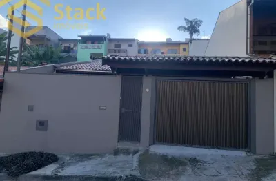 Casa térrea à venda em jundiaí-sp: 3 quartos, 1 suíte, 1 sala, 3 banheiros, 5 vagas de garagem, 152m² no jardim caçula!