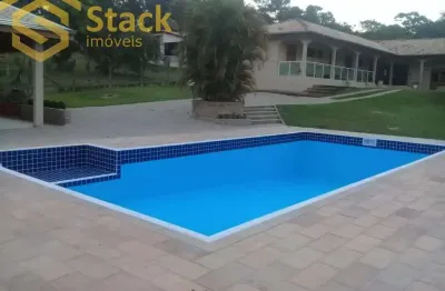 Chácara de luxo em jundiaí-sp: 5 quartos, 4 suítes, 2 salas, 6 banheiros, 2 vagas, piscina, 673 m² ùtil e 5124m² de terreno no vale dos cebrantes.