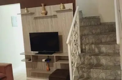 Sobrado à venda em jundiaí-sp, mirante de jundiaí, 2 quartos, 1 sala, 2 banheiros, 2 vagas, 118m²!