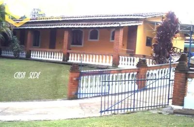 Chácara a venda localizada no bairro do caxambu em jundiaí, sp. sendo 5280 m² de terreno e 300 m²de area construida.