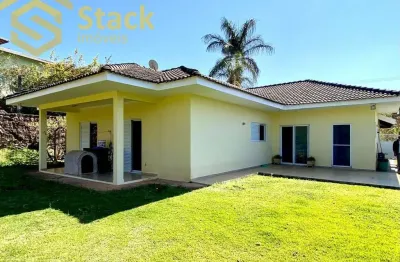 Casa térrea a venda em jundiaí no condomínio fechado vivendas do japi.