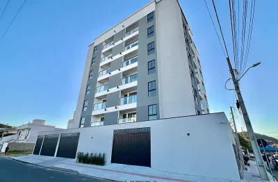 Apartamento com 2 quartos à venda na rua massaranduba, tabuleiro, camboriú, 58 m2 por r$ 693.000