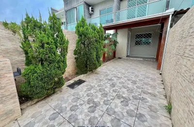 Casa com 2 quartos à venda na rua damasco, santa regina, camboriú, 60 m2 por r$ 440.000