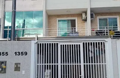 Casa com 2 quartos à venda na rua luxemburgo, santa regina, camboriú, 57 m2 por r$ 500.000