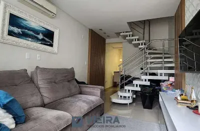 Casa com 2 quartos à venda na rua arthur manoel crispim correa, lídia duarte, camboriú, 70 m2 por r$ 490.000