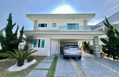 Casa em condomínio fechado com 4 quartos à venda na rua ivo josé rebello, santa regina, camboriú, 251 m2 por r$ 2.600.000