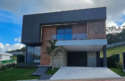 Casa em condomínio fechado com 4 quartos à venda na Rua Joaquim Garcia, Rio do Meio, Camboriú, 300 m2 por R$ 3.500.000