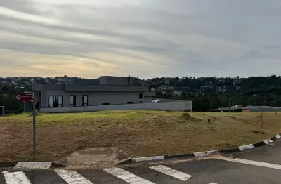 Terreno disponível para  venda no condomínio reserva santa maria nature de esquina 808m²
