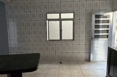 Casa disponível para locação no parque dos camargos em barueri