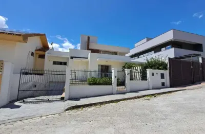 Casa para venda em são josé, centro, 5 dormitórios, 1 suíte, 3 banheiros, 3 vagas