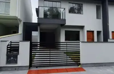 Casa à venda no Forquilhas, São José 