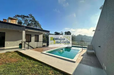 Terreno com 2 lindas casas com excelente acabamento e área gourmet com piscinas e churrasqueiras, excelente opção de imóvel para sua familia.