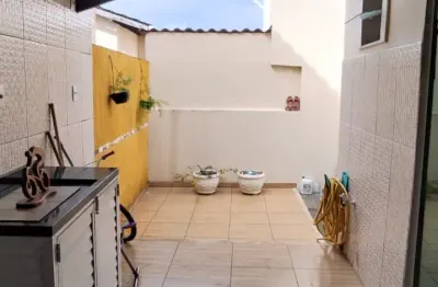 Casa à venda na Rua Eduardo P dos Santos, Vida Nova, Lauro de Freitas