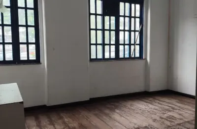 Casa comercial à venda na Rua São Raimundo, Politeama, Salvador