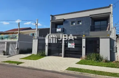 Condomínio de sobrados na melhor localização do bairro