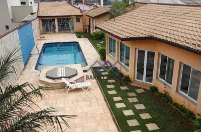 Casa ampla com quintal de 3 dormitórios no portal da primavera