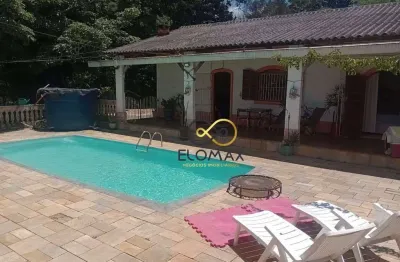 Vende - chácara - 2 quartos, 1 suite c/ hidro dupla 02 banheiros em granito , 2.150m² - piscina - lagoa azul - guarulhos - sp.