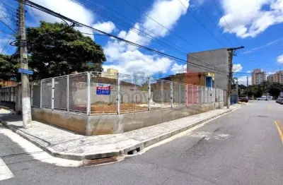 Sala comercial para alugar na Rua Barão de Jambeiro, Centro, Taubaté