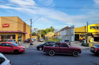 Terreno comercial para alugar na Rua Francisco Barreto Leme, Vila São Geraldo, Taubaté