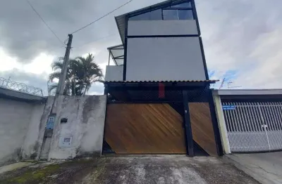 Casa de madeira com 3 quartos e espaços versáteis a venda em tremembé