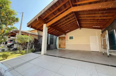 Excelente casa térrea com 03 suítes para venda no campos do conde