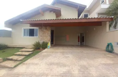 Excelente casa a de alto padrão a venda no condomínio colinas do belém !