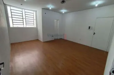 Sala comercial para alugar na Rua Anízio Ortiz Monteiro, Centro, Taubaté
