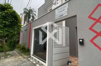 Apartamento à venda com 33m2, 2 dormitórios, prox a av. tranquedo neves, sem vaga,  vila vera, sp